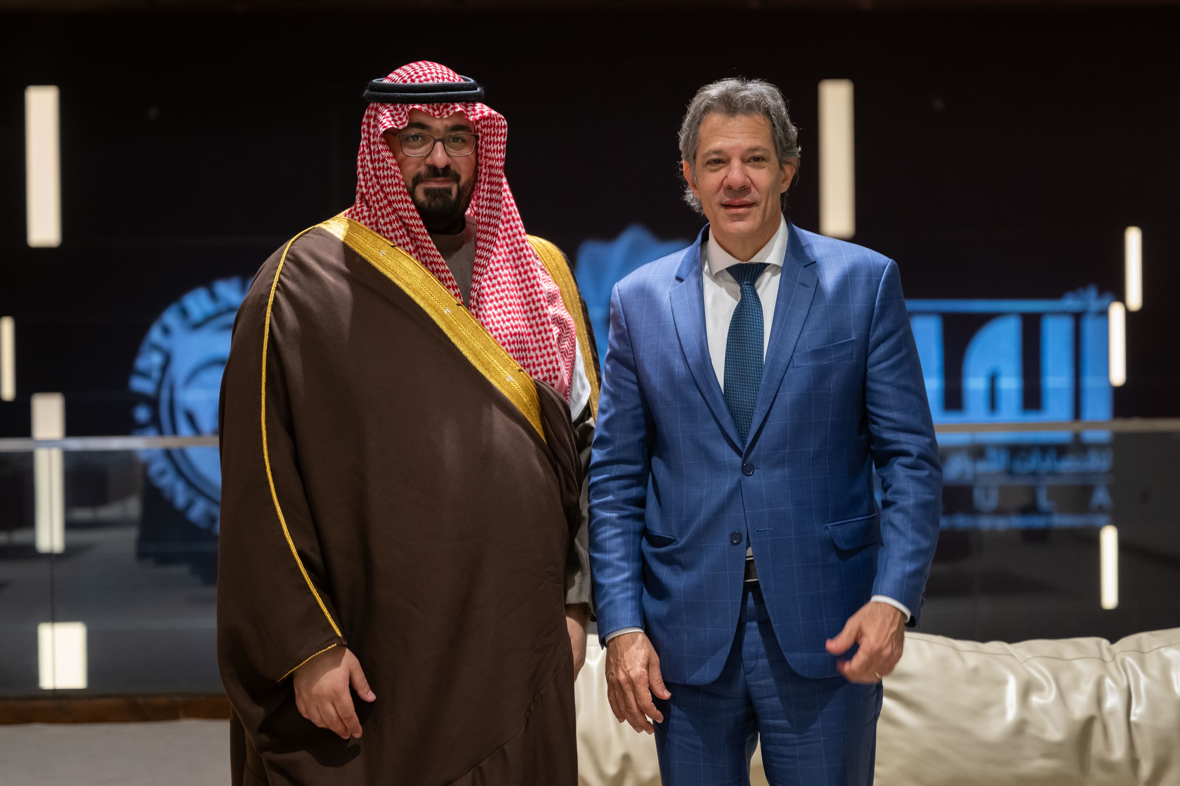 معالي وزير الاقتصاد والتخطيط يجتمع مع معالي وزير المالية في جمهورية البرازيل الاتحادية