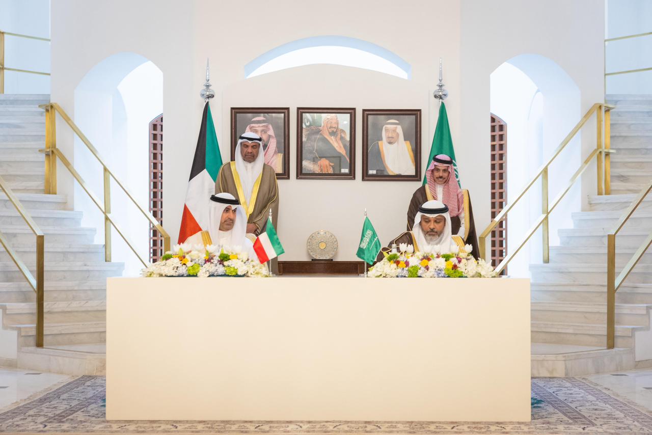 Saudi Arabia and the State of Kuwait Sign Memorandum of Understanding in the Field of Economy and Planning