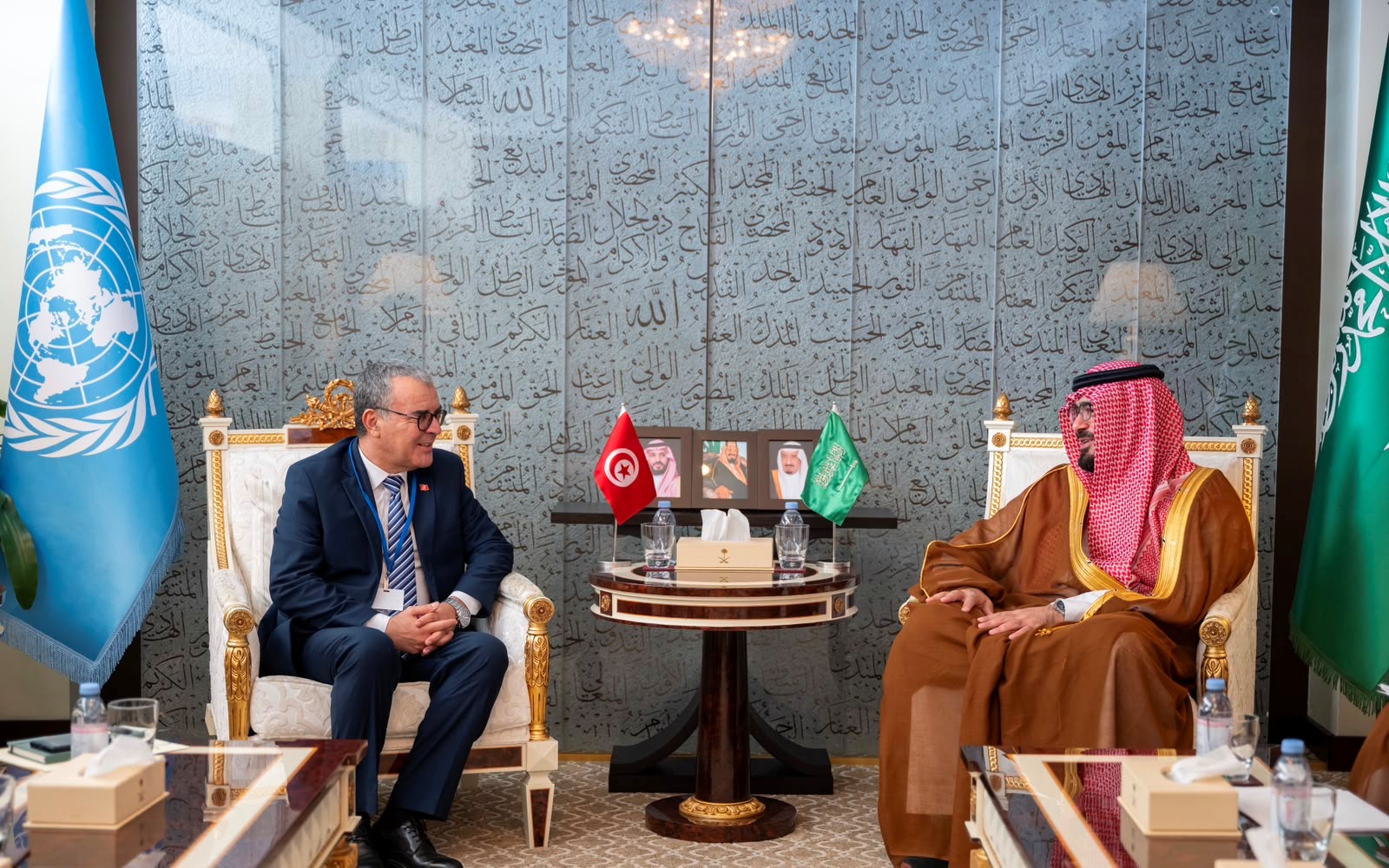معالي وزير الاقتصاد والتخطيط يجتمع مع معالي وزير الاقتصاد والتخطيط في الجمهورية التونسية