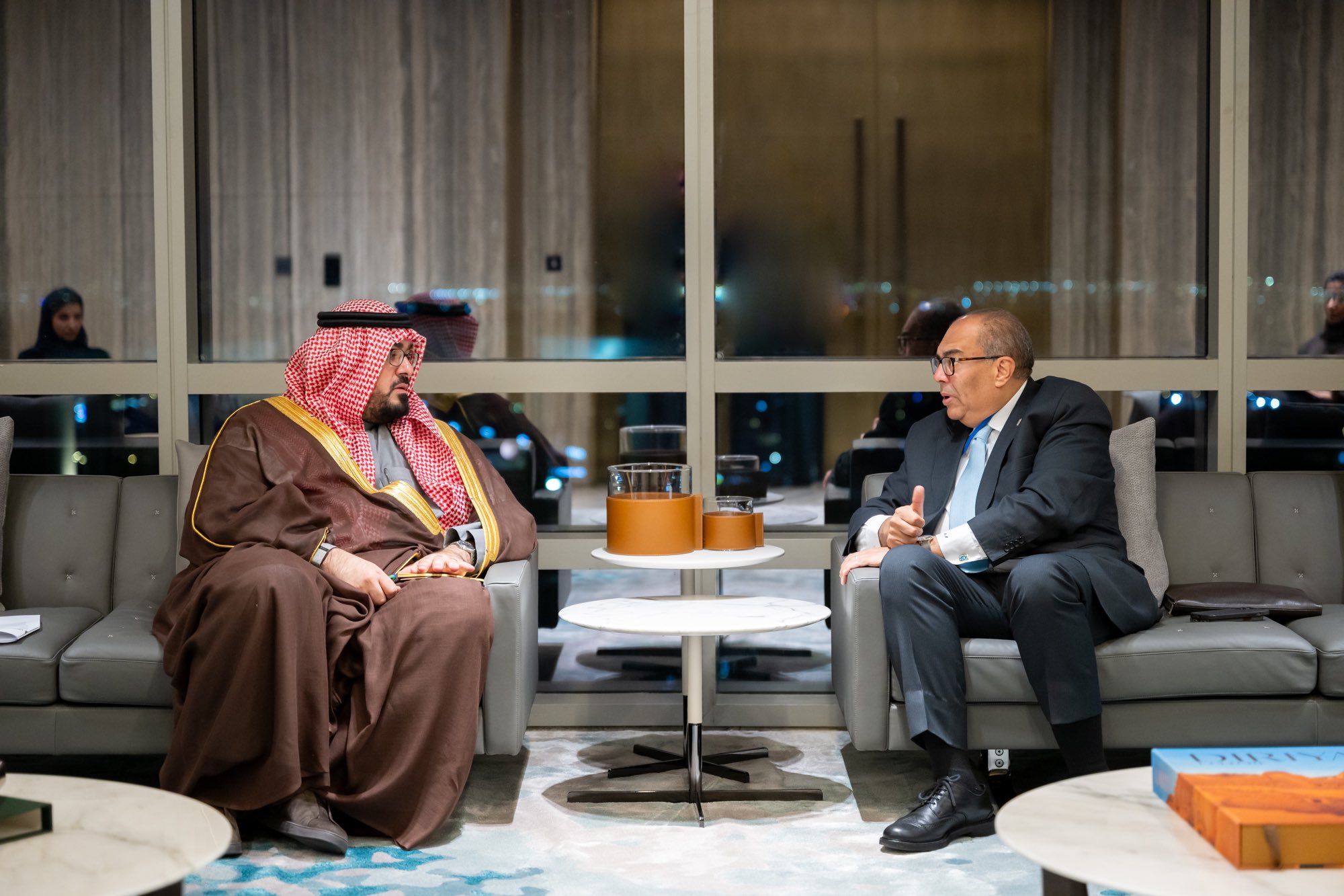 معالي وزير الاقتصاد والتخطيط يلتقي المبعوث الخاص للأمين العام للأمم المتحدة لتمويل التنمية المستدامة