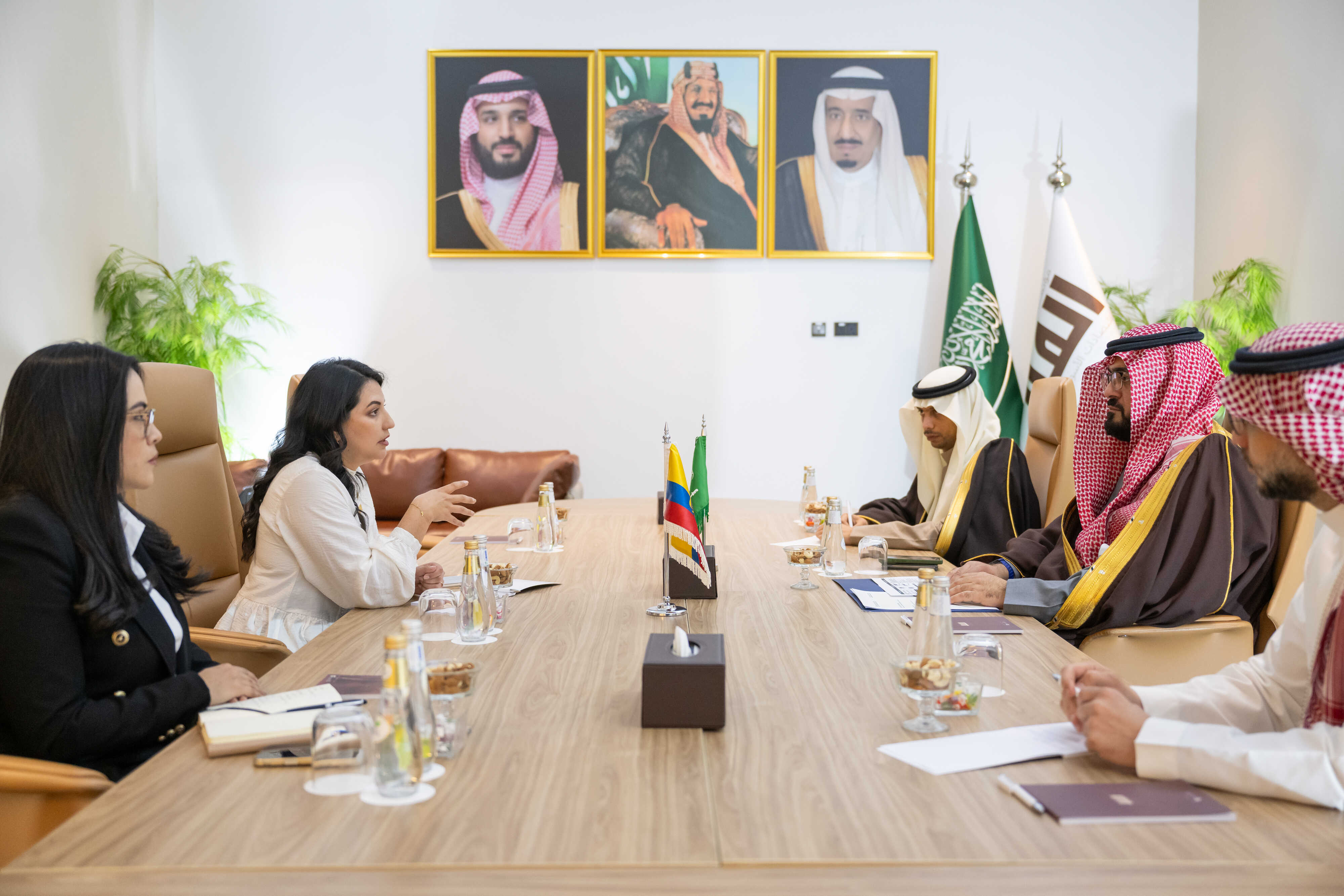 His Excellency Faisal F. Alibrahim, Minister of Economy and Planning with Her Excellency Sariha Belén Moya Angulo